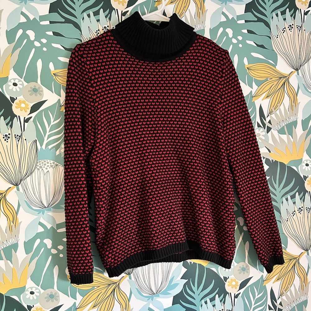 Karen Scott turtle neck tunic sweater Geo pattern red women's Size Medium EUC